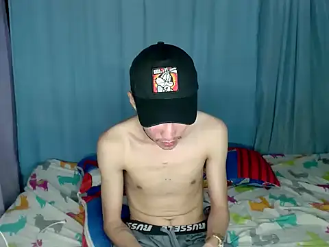 Snapshot of zailouie chatting on 04/06/26, 06:53 zailouie online show from 04/06/26, 06:53