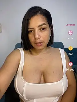 Kira33  online show from 04/27/26, 12:14
