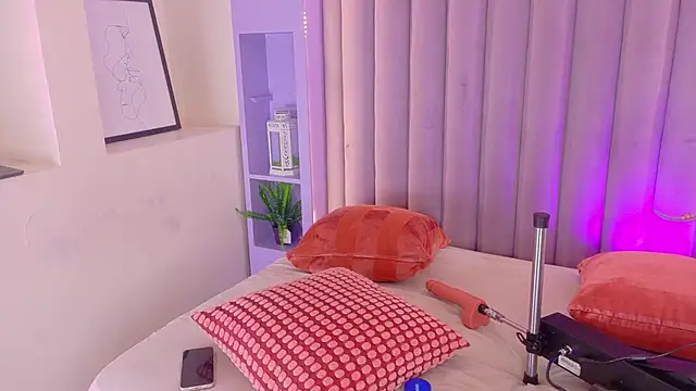 Meganlove   online show from 06/06/26, 03:00