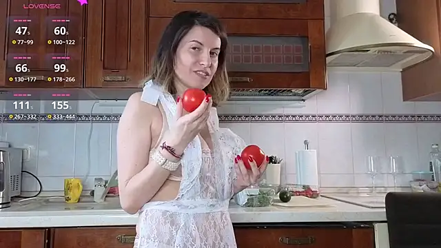 hannahflora online show from 06/14/26, 07:32