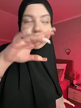 RedheadQueen  online show from 04/30/26, 02:12