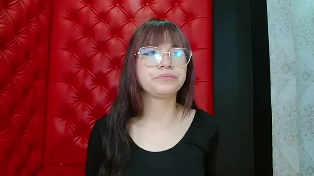 VeroBloomx online show from 03/15/26, 12:33