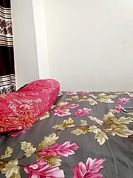 Snapshot of Miss-Akhi5500 chatting on 03/16/26, 06:06 Miss-Akhi5500 online show from 03/16/26, 06:06