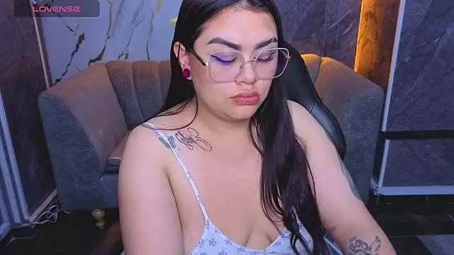 Samantha Roberts b online show from 03/14/26, 08:03