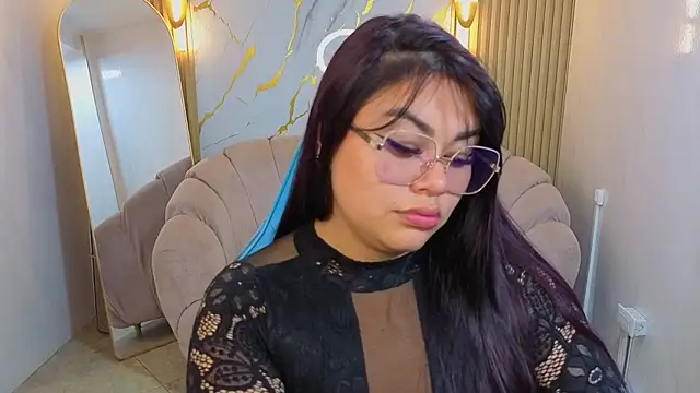 Samantha Roberts b online show from 03/17/26, 08:12