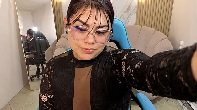 Samantha Roberts b online show from 03/20/26, 08:03