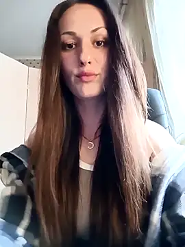 LunaCrystall online show from 04/19/26, 03:33