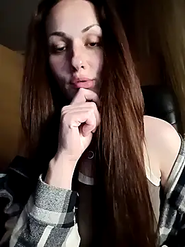 LunaCrystall online show from 04/19/26, 06:21