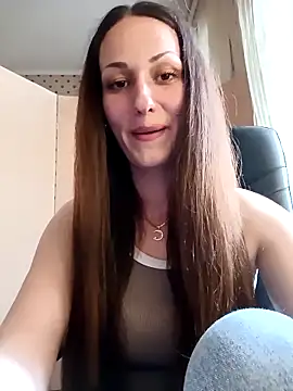 LunaCrystall online show from 04/26/26, 04:04