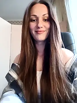 LunaCrystall online show from 04/28/26, 03:50