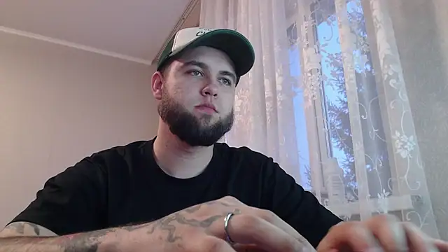 Snapshot of Ar4eewal chatting on 03/15/26, 02:34 Ar4eewal online show from 03/15/26, 02:34