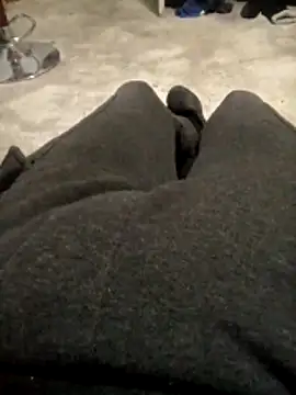 Snapshot of Ang3l_19 chatting on 03/19/26, 02:04 Ang3l 19 online show from 03/19/26, 02:04