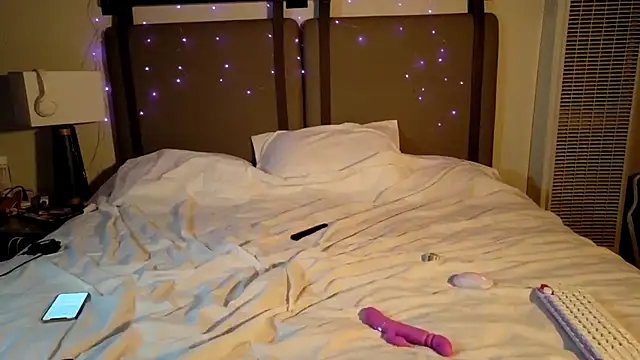 laycieizlaceddd online show from 04/06/26, 01:36