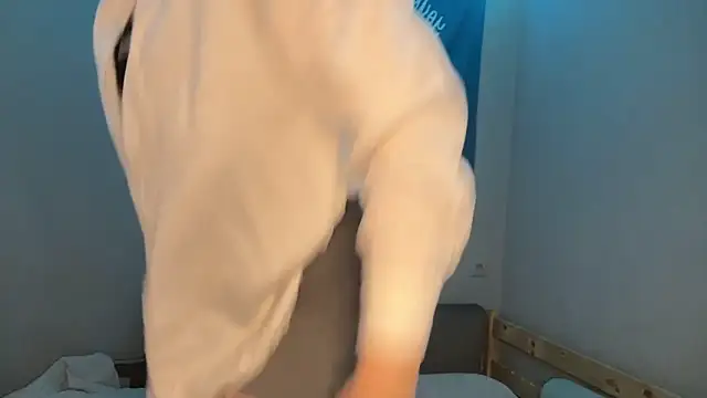 Snapshot of illeana_novak chatting on 03/15/26, 07:36 illeana novak online show from 03/15/26, 07:36