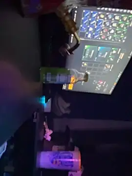 urfavgamergurl online show from 03/14/26, 12:39