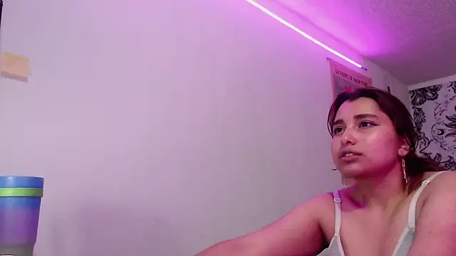 Snapshot of lava_girl3 chatting on 03/18/26, 09:34 lava girl3 online show from 03/18/26, 09:34