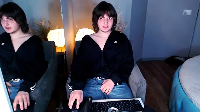 delalex online show from 05/25/26, 02:12