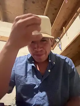 Snapshot of Ulises_Ayala chatting on 03/11/26, 12:16 Ulises Ayala online show from 03/11/26, 12:16