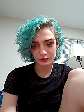 Snapshot of veeshappyplace chatting on 03/11/26, 01:00 veeshappyplace online show from 03/11/26, 01:00