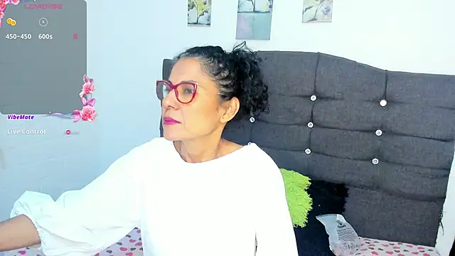 Antonella Rizzo01 online show from 06/09/26, 11:05