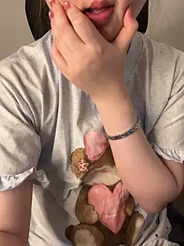 hunhun122 online show from 06/14/26, 06:32