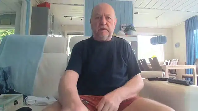 Buggemann online show from 06/12/26, 04:06