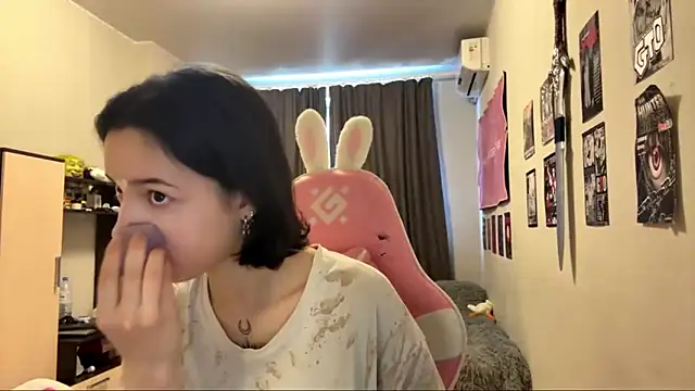 KateMiragee online show from 03/19/26, 09:35