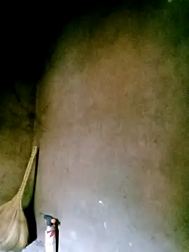 Snapshot of hasaki001 chatting on 03/26/26, 01:44 hasaki001 online show from 03/26/26, 01:44