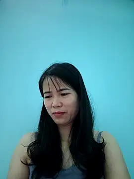 Snapshot of Geelio-playsx24 chatting on 05/11/26, 11:35 Geelio-playsx24 online show from 05/11/26, 11:35