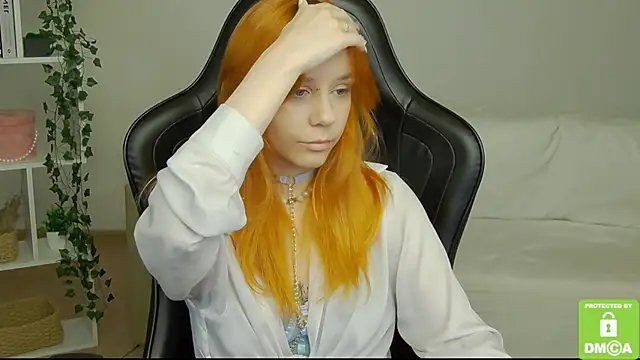 Rachel lips online show from 06/13/26, 08:01