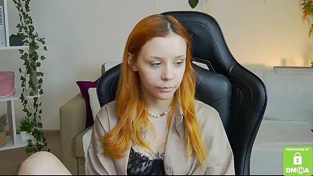 Rachel lips online show from 06/20/26, 08:06