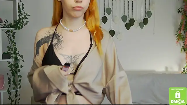 Rachel lips online show from 06/25/26, 08:08