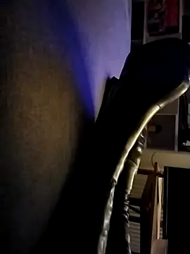 Snapshot of bootslove1 chatting on 04/03/26, 10:19 bootslove1 online show from 04/03/26, 10:19