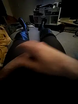 bootslove1 online show from 05/01/26, 11:42