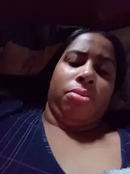 gatinha20257 online show from 05/22/26, 12:22