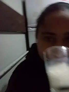 gatinha20257 online show from 06/14/26, 11:12