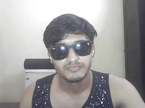 Snapshot of adithya123h chatting on 03/31/26, 01:33 adithya123h online show from 03/31/26, 01:33