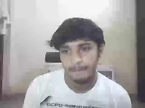 Snapshot of adithya123h chatting on 04/24/26, 04:09 adithya123h online show from 04/24/26, 04:09