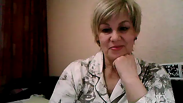 Snapshot of TatkaYang chatting on 04/24/26, 07:27 TatkaYang online show from 04/24/26, 07:27