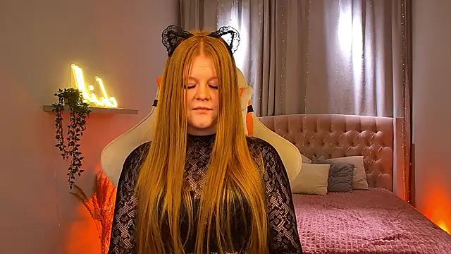 JessicaEmber online show from 05/12/26, 05:04