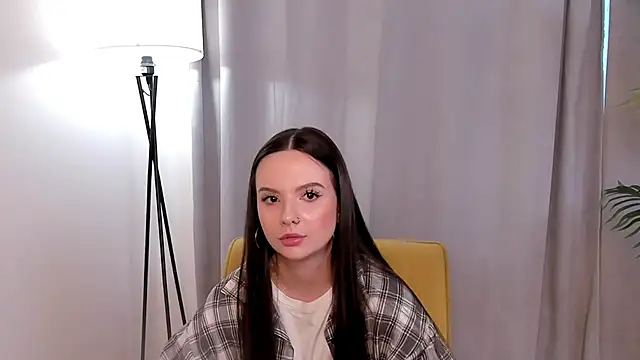 Snapshot of MeghanSkaer chatting on 03/15/26, 09:48 MeghanSkaer online show from 03/15/26, 09:48