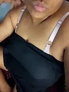 Snapshot of anjupere chatting on 06/18/26, 10:41 anjupere online show from 06/18/26, 10:41