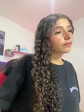 Snapshot of LINDA_EF chatting on 03/13/26, 07:42 LINDA EF online show from 03/13/26, 07:42