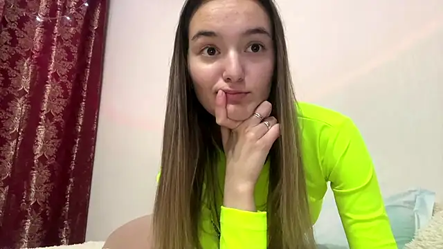 Snapshot of ReathaKiss chatting on 03/17/26, 03:26 ReathaKiss online show from 03/17/26, 03:26