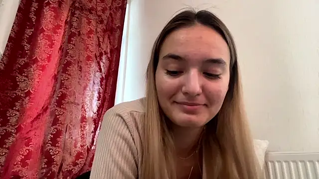 Snapshot of ReathaKiss chatting on 05/26/26, 12:01 ReathaKiss online show from 05/26/26, 12:01