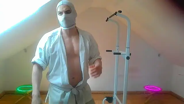 Snapshot of NinjaLaser chatting on 03/23/26, 12:09 NinjaLaser online show from 03/23/26, 12:09