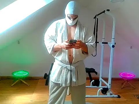 NinjaLaser online show from 05/11/26, 11:27