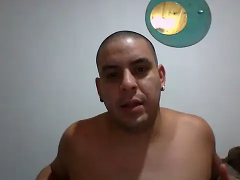 Snapshot of Matiasadventurexxx chatting on 03/11/26, 10:49 Matiasadventurexxx online show from 03/11/26, 10:49