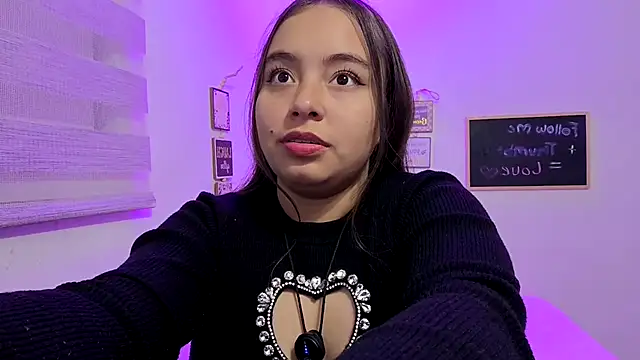 cherry valeria online show from 05/18/26, 05:24