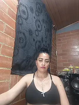 Snapshot of Alexandrina chatting on 05/09/26, 01:00 Alexandrina online show from 05/09/26, 01:00